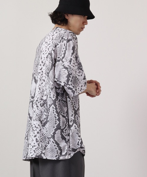 FUNALIVE(ファンアライブ)の「昇華プリントBIG半袖TEE(Tシャツ/カットソー・メンズ・ホワイト系その他2/ホワイト系その他5/ホワイト系その他3/ホワイト系その他4/ホワイト系その他6/ホワイト系その他・F)」の10枚目の写真
