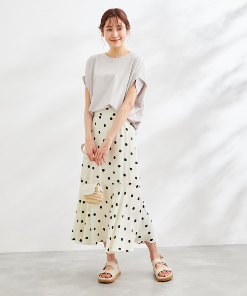 ROPE' PICNIC（ロペピクニック）の「洗える/ゴールドパーツバンザイスリーブカットソー（Tシャツ/カットソー・レディース・ホワイト/ブラック/ベージュ/サックスブルー/ライトグリーン・38）」の7枚目の写真