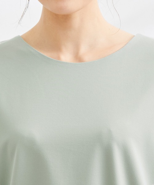 ROPE' PICNIC（ロペピクニック）の「洗える/ゴールドパーツバンザイスリーブカットソー（Tシャツ/カットソー・レディース・ホワイト/ブラック/ベージュ/サックスブルー/ライトグリーン・38）」の9枚目の写真