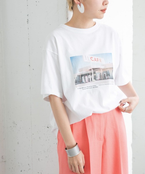 KBF(ケイビーエフ)の「フォトプリントTシャツ(Tシャツ/カットソー・レディース・ネイビー/ホワイト/オフホワイト・ONE)」の10枚目の写真