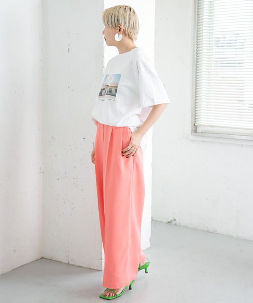 KBF(ケイビーエフ)の「フォトプリントTシャツ(Tシャツ/カットソー・レディース・ネイビー/ホワイト/オフホワイト・ONE)」の12枚目の写真