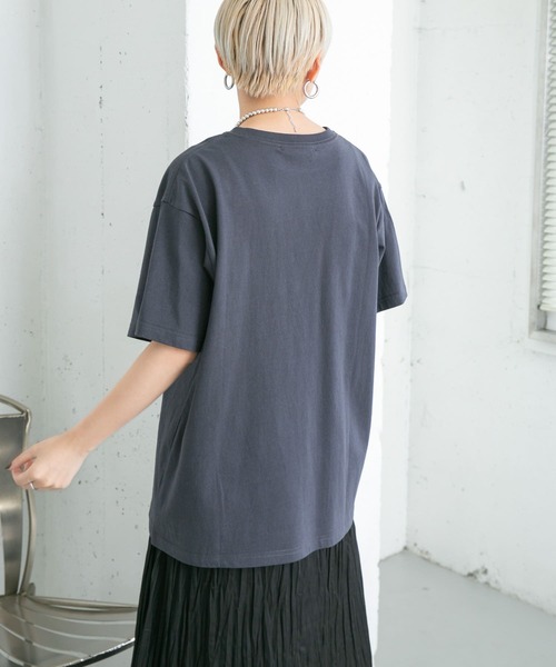 KBF(ケイビーエフ)の「フォトプリントTシャツ(Tシャツ/カットソー・レディース・ネイビー/ホワイト/オフホワイト・ONE)」の18枚目の写真