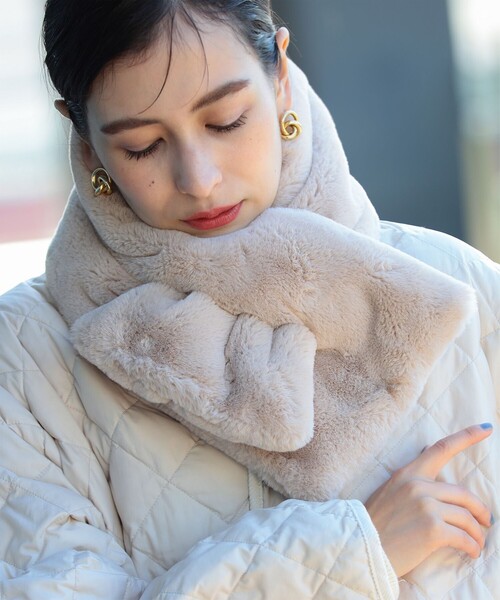 Ray BEAMS（レイビームス）の「Ray BEAMS / フェイクファー ティペット（マフラー・レディース・ブラック/ブルー/その他/ベージュ・ONE SIZE）」の7枚目の写真