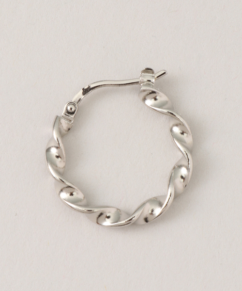 SLOBE IENA（スローブイエナ）の「【LOUISE DAMAS／ルイーズダマス】ツイストピアス（ピアス（両耳用）・レディース・シルバー・FREE）」の2枚目の写真