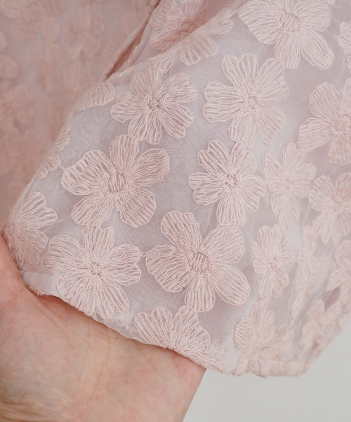 flower（フラワー）の「フラワーシャワーブラウス（シャツ/ブラウス・レディース・ブラウン/アイボリー/ブルー/ピンク・FREE）」の15枚目の写真