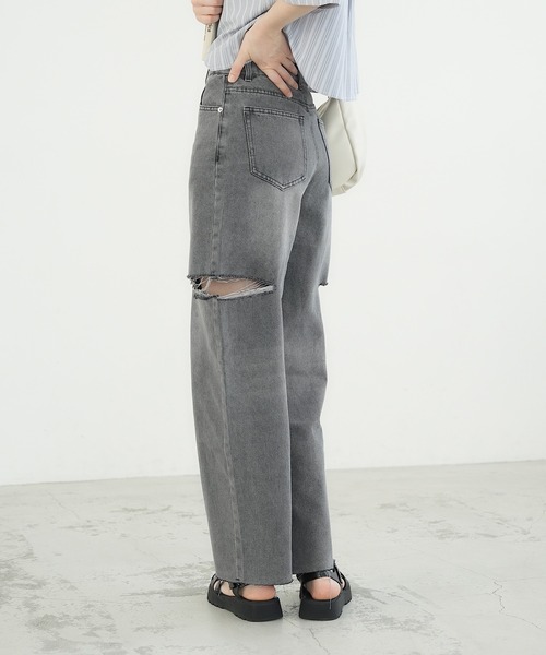 IROHANI（イロハニ）の「ダメージカットデニムパンツ（デニムパンツ・レディース・ライトブルー/グレー・FREE）」の20枚目の写真