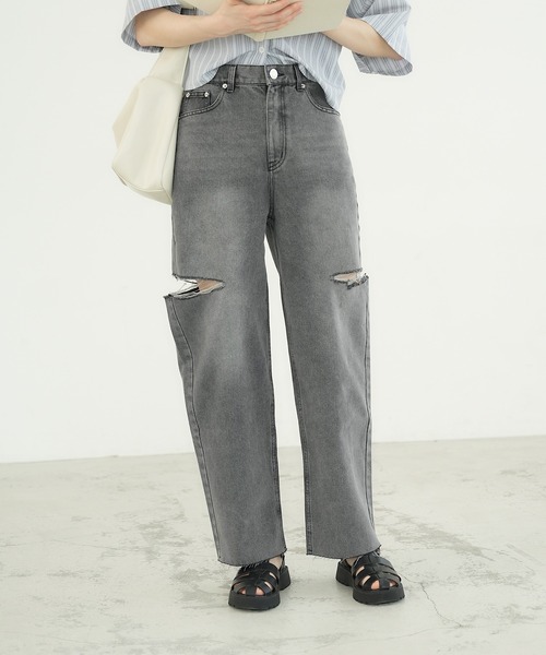 IROHANI（イロハニ）の「ダメージカットデニムパンツ（デニムパンツ・レディース・ライトブルー/グレー・FREE）」の21枚目の写真