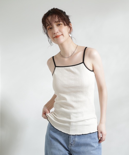 N.（N. Natural Beauty Basic）（エヌエヌナチュラルビューティーベーシック）の「◆テレコカップ付きキャミソール（キャミソール・レディース・チャコール/オフホワイト・MEDIUM）」の5枚目の写真