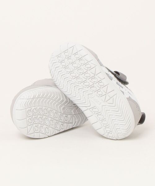 SUKUSUKU（スクスク）の「ASICS KIDS（アシックス キッズ）マイセル BABY（スニーカー・キッズ・ライトグレー・13.5cm/14.0cm/15.0cm/15.5cm/13.0cm/14.5cm）」の3枚目の写真
