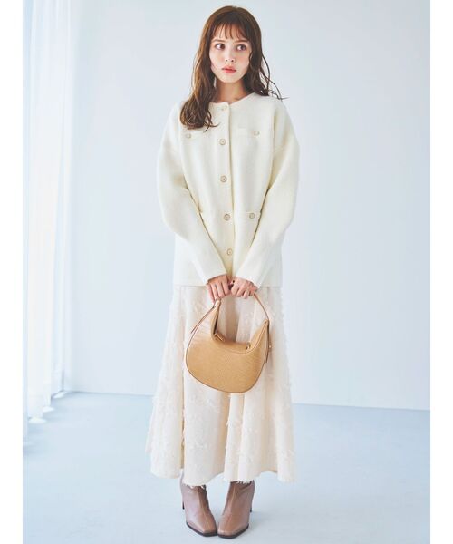 dazzlin（ダズリン）の「レトロプチボタンミドルカーディガン（カーディガン/ボレロ・レディース・グリーン/オフホワイト/チャコールグレー/ベージュ・FREE）」の9枚目の写真