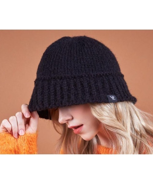 VARZAR（バザール）の「VARZAR(バザール)/Monogram Label Wool Knit Bucket Hat/モノグラム ラベル ウール ニット バケットハット（ハット・レディース・ベージュ/グレー/ブラック/モカ・FREE）」の16枚目の写真