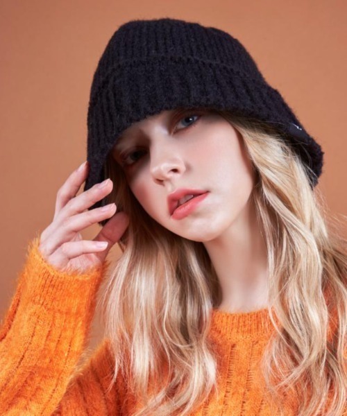 はるる セール】VARZAR(バザール)/Monogram Label Wool Knit Bucket Hat