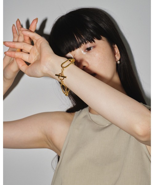 todayful ツイストチェーンブレスレット　トゥデイフル TODAYFUL（トゥデイフル）の「ツイストチェーンブレスレット