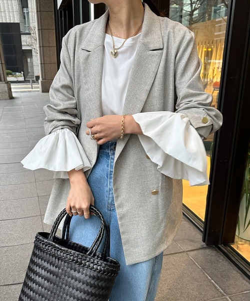 DouDou（ドゥドゥ）の「バルーンカフリブトップス（Tシャツ/カットソー・レディース・オフホワイト/チャコールグレー/ブラック/ベージュ/ホワイト・FREE/2）」の2枚目の写真