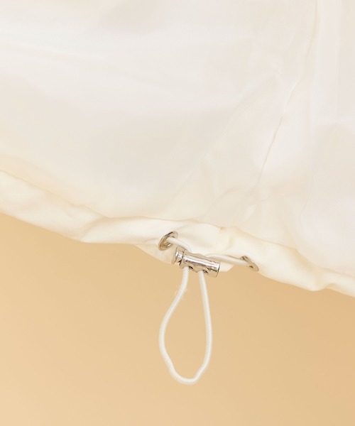 Voyage titty&Co.PETIT（ボヤージュティティアンドコープチ）の「【 Voyage titty&Co.】ノースリーブダウンジャケット（ダウンジャケット/コート・レディース・ホワイト/ブラック・FREE）」の6枚目の写真