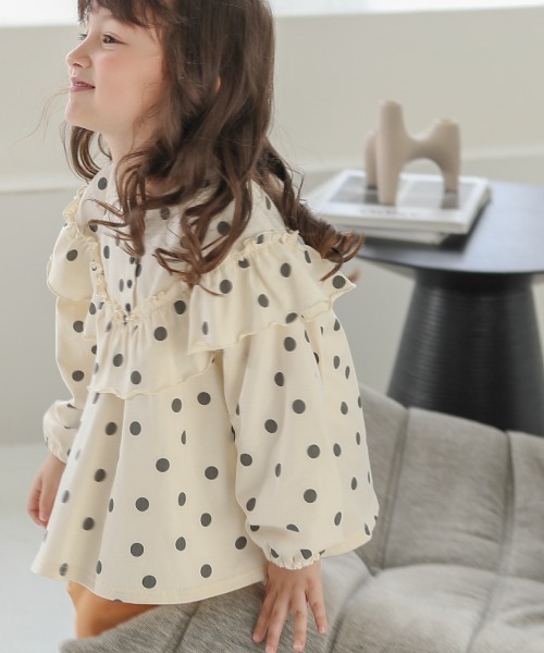 n.o.u.s（ノウズ）の「n.o.u.s フリルＴシャツ（Tシャツ/カットソー・キッズ・オレンジ/グレー/クリーム・80ｃｍ/130cm/90cm/100cm/140cm/120cm/110cm）」の3枚目の写真