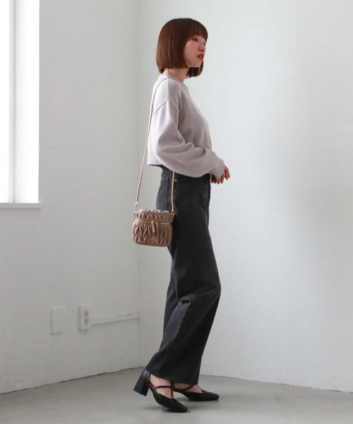 archives(アルシーヴ)の「ウェーブキルトバニティショルダー(ショルダーバッグ・レディース・ブラック/ピンクベージュ/アイボリー・FREE)」の6枚目の写真