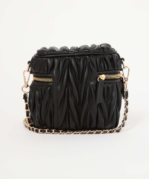 archives(アルシーヴ)の「ウェーブキルトバニティショルダー(ショルダーバッグ・レディース・ブラック/ピンクベージュ/アイボリー・FREE)」の9枚目の写真