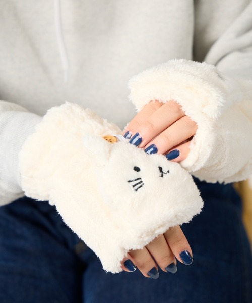 salle de bal（サルデバル）の「アニマル 手袋 フード付き ミトン 6054