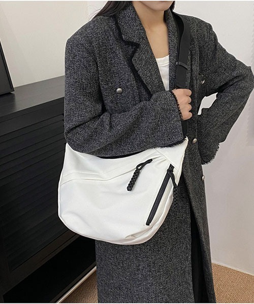 gossip！ロサンゼルス（ゴシップロサンゼルス）の「ナイロンオーバーオール　トートバッグ（ショルダーバッグ・レディース・レッド/ベージュ/ホワイト/ブラック・FREE）」の8枚目の写真