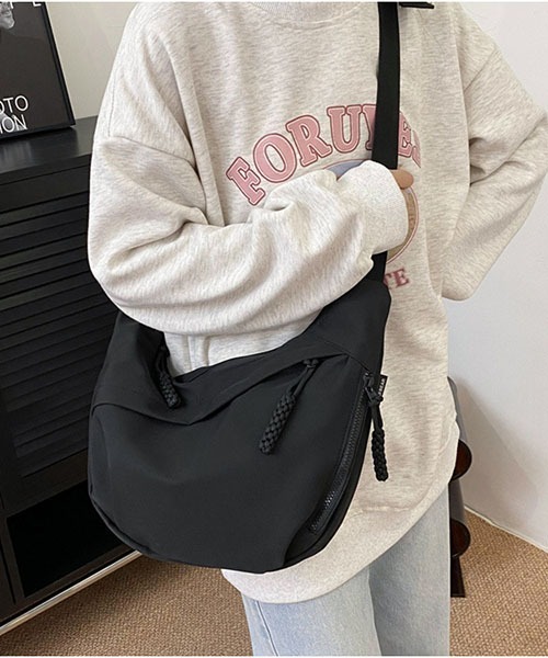 gossip！ロサンゼルス（ゴシップロサンゼルス）の「ナイロンオーバーオール　トートバッグ（ショルダーバッグ・レディース・レッド/ベージュ/ホワイト/ブラック・FREE）」の12枚目の写真