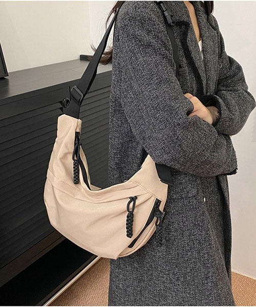 gossip！ロサンゼルス（ゴシップロサンゼルス）の「ナイロンオーバーオール　トートバッグ（ショルダーバッグ・レディース・レッド/ベージュ/ホワイト/ブラック・FREE）」の18枚目の写真