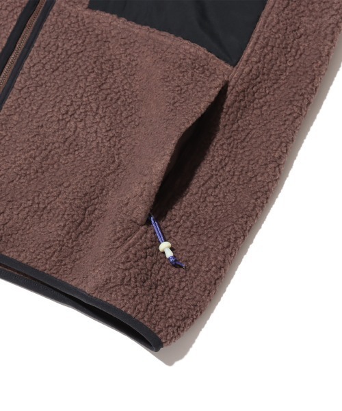 NIKE ACG（ナイキエィシージー）の「NIKE AS M ACG ARCTIC WOLF VEST / ナイキ エーシージー アークティック ウルフ ベスト 【SP】（ベスト・メンズ・ブラウン/パープル・S/XL/L/M）」の12枚目の写真