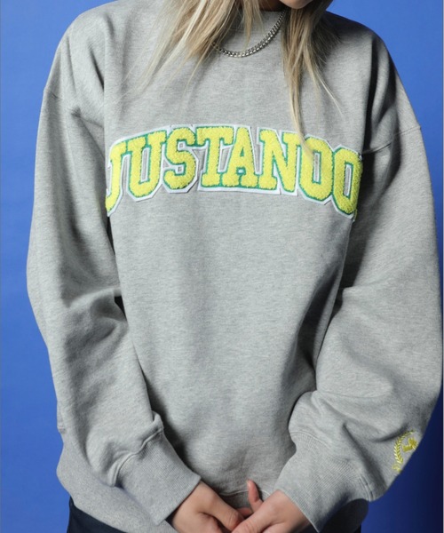 JUST A NOON（ジャストアヌーン）の「EMBROIDERY LOGO SWEAT（スウェット・レディース・グリーン/チャコールグレー・MEDIUM/X-LARGE）」の6枚目の写真