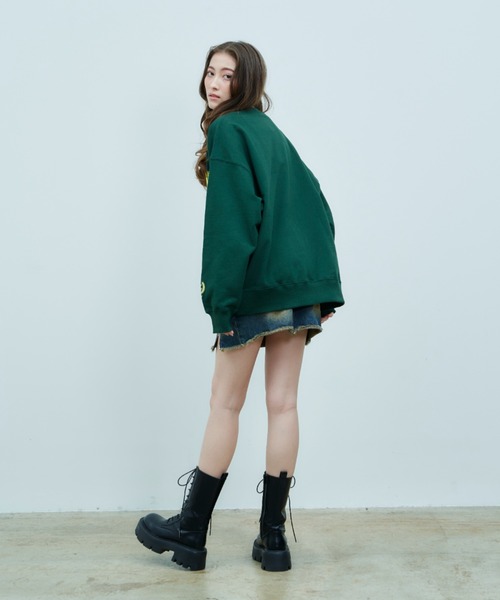 JUST A NOON（ジャストアヌーン）の「EMBROIDERY LOGO SWEAT（スウェット・レディース・グリーン/チャコールグレー・MEDIUM/X-LARGE）」の16枚目の写真