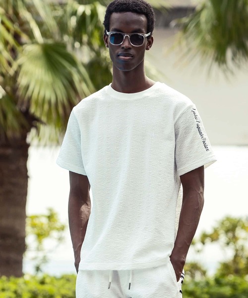 【セール】1PIU1UGUALE3 RELAX(ウノピゥウノウグァーレトレ リラックス)クレープニットロゴ半袖Tシャツ（Tシャツ/カットソー）｜1PIU1UGUALE3 RELAX （ウノピゥウノウグァーレトレ リラックス）