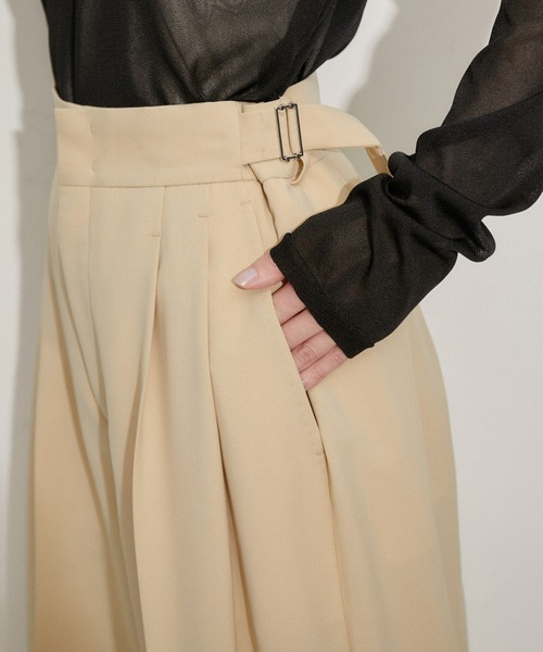 ADAM ET ROPE'(アダムエロペ)の「【サステナブル】2タックワイドスラックス(スラックス・レディース・ベージュ系その他/ブラック/ブルー系その他5/グレー・36/38)」の19枚目の写真