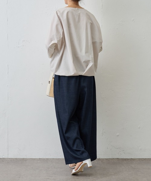 BEARDSLEY（ビアズリー）の「シャツまで畏まらず、Tシャツみたいにカジュアルじゃない/ボーダーシャツTシャツ（シャツ/ブラウス・レディース・ベージュ/グレー・FREE）」の4枚目の写真