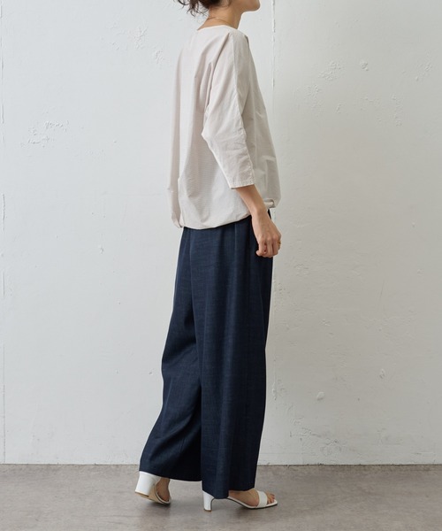 BEARDSLEY（ビアズリー）の「シャツまで畏まらず、Tシャツみたいにカジュアルじゃない/ボーダーシャツTシャツ（シャツ/ブラウス・レディース・ベージュ/グレー・FREE）」の5枚目の写真