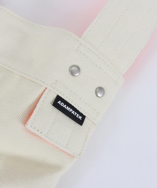 ADAM PATEK（アダムパテック）の「【ADAMPATEK/アダムパテック】news paper bag/ニュースペーパーバッグ（ショルダーバッグ・メンズ・ブラック/ホワイト・FREE）」の11枚目の写真