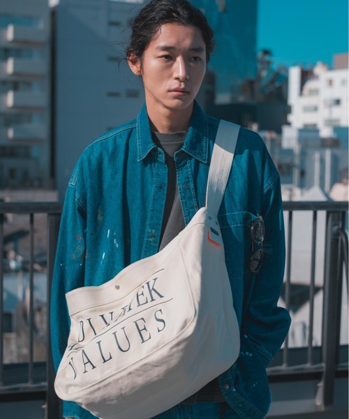 ADAM PATEK（アダムパテック）の「【ADAMPATEK/アダムパテック】news paper bag/ニュースペーパーバッグ（ショルダーバッグ・メンズ・ブラック/ホワイト・FREE）」の21枚目の写真