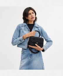 COACH（コーチ）の「ローグ トップ ハンドル・シグネチャー