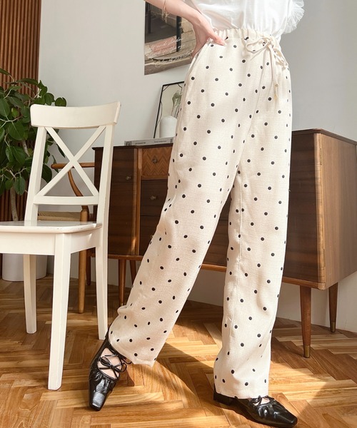 moment+（モーメントプラス）の「リネンライクドットプリントウエストリボンパンツ（その他パンツ・レディース・ベージュ/ブラック/ネイビー・L/M）」の10枚目の写真