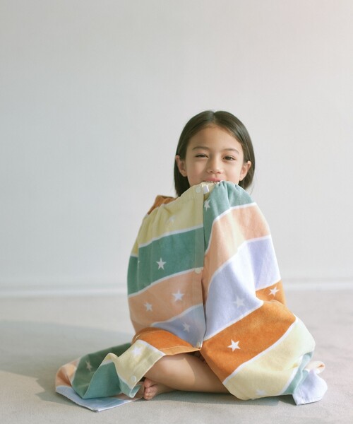 green label relaxing(グリーンレーベルリラクシング)の「GLR マキタオル スター 80cm(スイムグッズ・キッズ・モカ・FREE)」の1枚目の写真