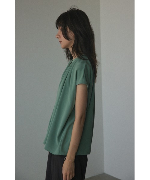 BLACK BY MOUSSY（ブラックバイマウジー）の「skipper blouse(スキッパーブラウス)（シャツ/ブラウス・レディース・オフホワイト/ライトグリーン/ネイビー/イエロー・FREE）」の11枚目の写真