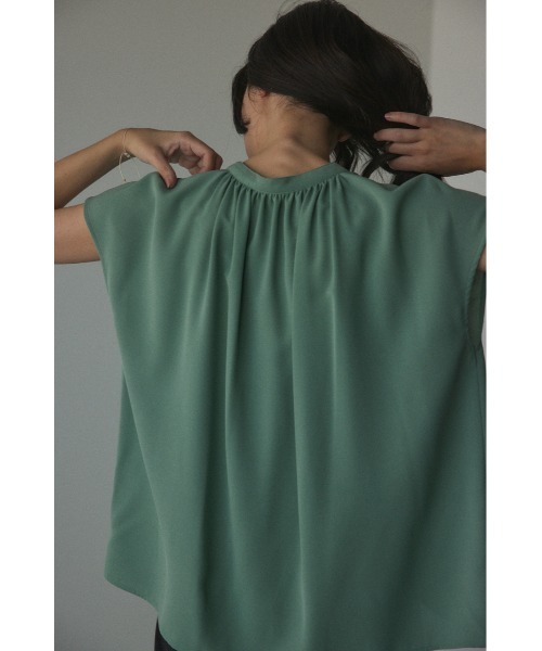 BLACK BY MOUSSY（ブラックバイマウジー）の「skipper blouse(スキッパーブラウス)（シャツ/ブラウス・レディース・オフホワイト/ライトグリーン/ネイビー/イエロー・FREE）」の14枚目の写真