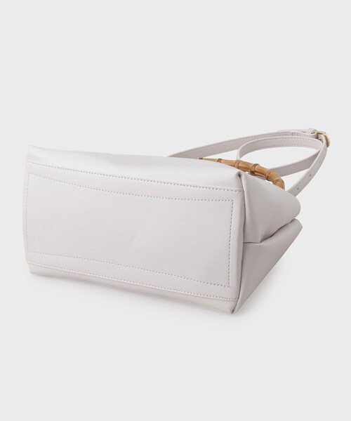 OPAQUE.CLIP（オペークドットクリップ）の「◆【2WAY】バンブーハンドルショルダーバッグ（ショルダーバッグ・レディース・オレンジ/アイボリー/ブラック・00）」の8枚目の写真