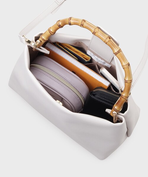 OPAQUE.CLIP（オペークドットクリップ）の「◆【2WAY】バンブーハンドルショルダーバッグ（ショルダーバッグ・レディース・オレンジ/アイボリー/ブラック・00）」の12枚目の写真