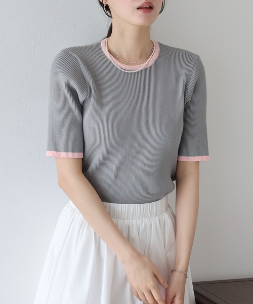 BLUEEAST（ブルーイースト）の「バイカラーリブニット（ニット/セーター・レディース・ベージュ/ネイビー/オフホワイト/グレー/ベージュ系・MEDIUM）」の3枚目の写真