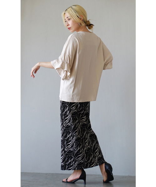 e-zakkamania stores(イーザッカマニアストアーズ)の「キャンディースリーブ カットソー(Tシャツ/カットソー・レディース・ライトベージュ/スモークピンク/ブラック・M)」の4枚目の写真