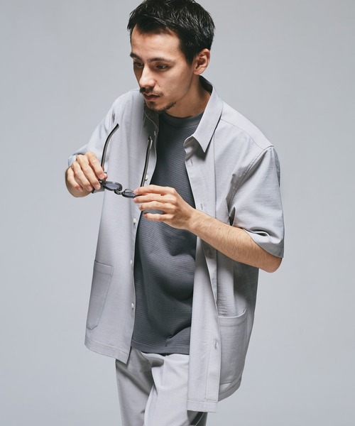 URBAN RESEARCH DOORS（アーバンリサーチドアーズ）の「『UR TECH DRYLUXE』『イージーケア/速乾』レギュラーカラーシャツ（シャツ/ブラウス・メンズ・ブラウン系その他/ライトグレー/ネイビー/ブルー/ブラック/ブラウン/ベージュ系その他/グレー系その他・X-LARGE/LARGE/MEDIUM）」の13枚目の写真