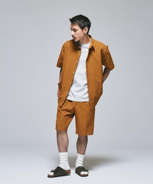 URBAN RESEARCH DOORS（アーバンリサーチドアーズ）の「『UR TECH DRYLUXE』『イージーケア/速乾』レギュラーカラーシャツ（シャツ/ブラウス・メンズ・ブラウン系その他/ライトグレー/ネイビー/ブルー/ブラック/ブラウン/ベージュ系その他/グレー系その他・X-LARGE/LARGE/MEDIUM）」の16枚目の写真