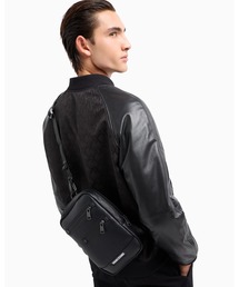 ARMANI EXCHANGE | 【A|X アルマーニ エクスチェンジ】AXロゴ　ボディバッグ/ワンショルダーバックパック(ボディバッグ/ウエストポーチ)