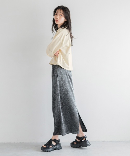 LOWRYS FARM（ローリーズファーム）の「カスタムシシュウＴＳＳ 126518（Tシャツ/カットソー・レディース・アイボリー/チャコールグレー/イエロー・FREE）」の21枚目の写真