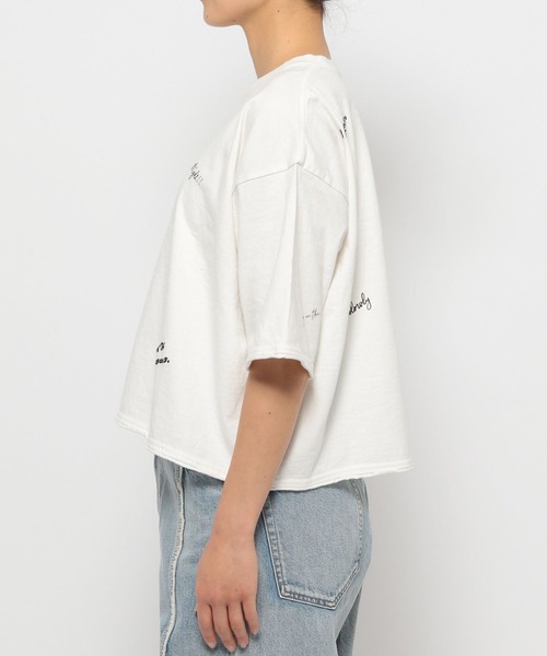 LOWRYS FARM（ローリーズファーム）の「カスタムシシュウＴＳＳ 126518（Tシャツ/カットソー・レディース・アイボリー/チャコールグレー/イエロー・FREE）」の12枚目の写真