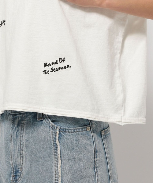 LOWRYS FARM（ローリーズファーム）の「カスタムシシュウＴＳＳ 126518（Tシャツ/カットソー・レディース・アイボリー/チャコールグレー/イエロー・FREE）」の7枚目の写真